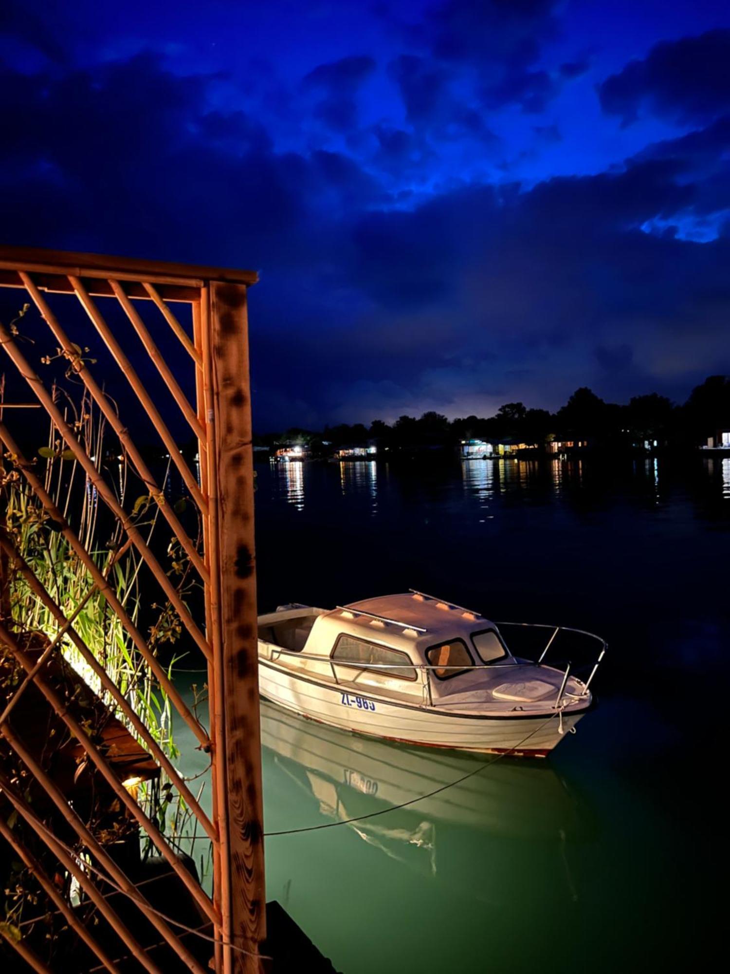 Meris Ulcinj Esterno foto
